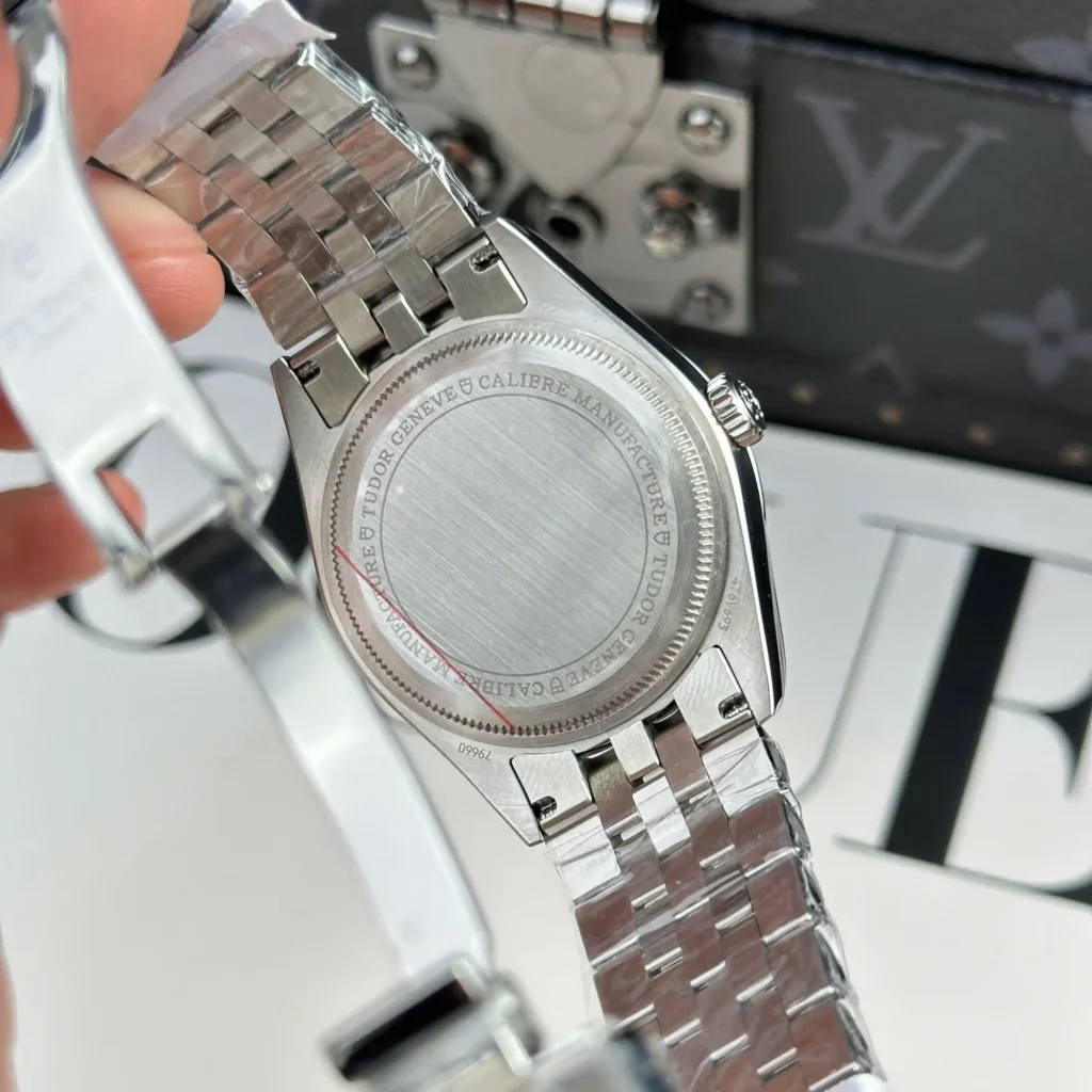 Super Clone Tudor Black Bay M79660-0001 39mm