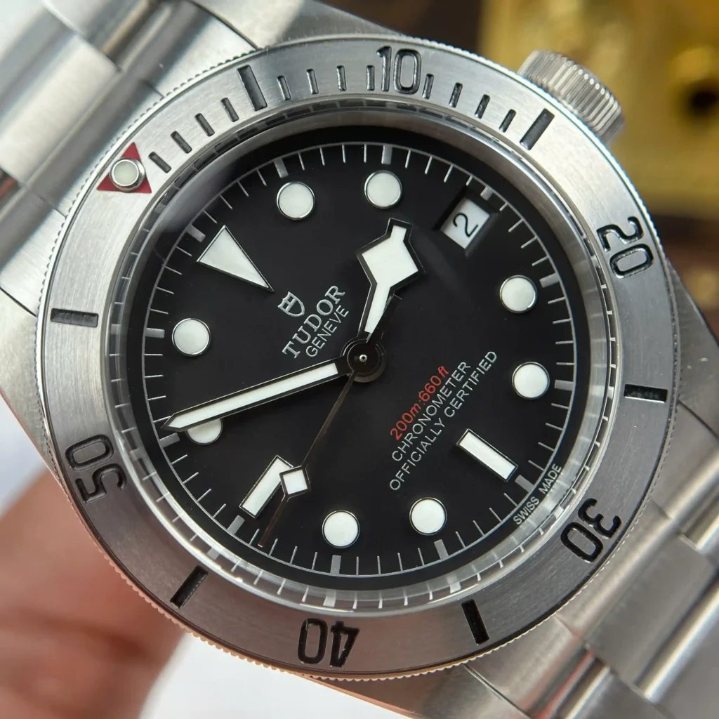 Super Clone Tudor Black Bay Steel M79730-0006 Titanium 41mm — side profile
