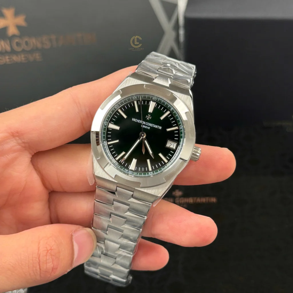Super Clone Vacheron Constantin Overseas 4500V/110A-B483 41mm Green Dial