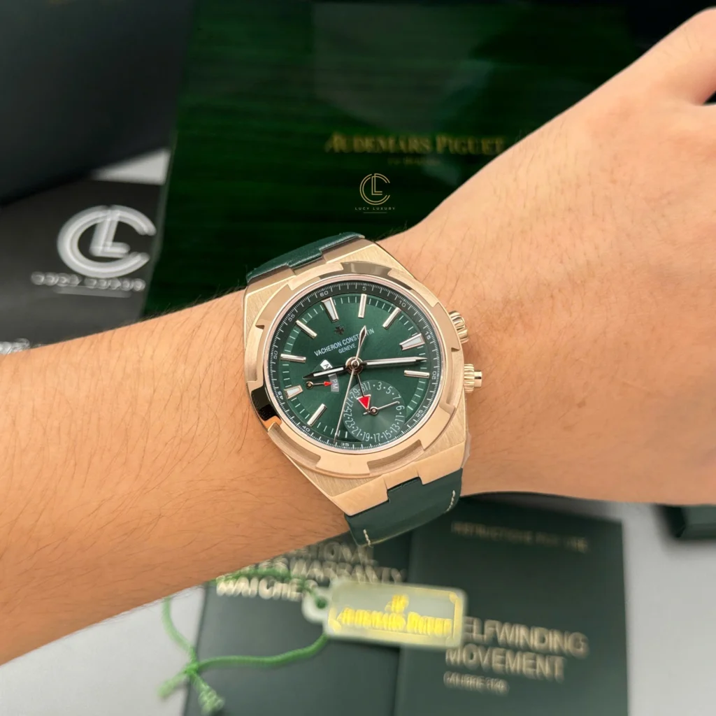 Super Clone Vacheron Constantin Overseas Dual Time 7900V 41mm Green Dial Rose Gold