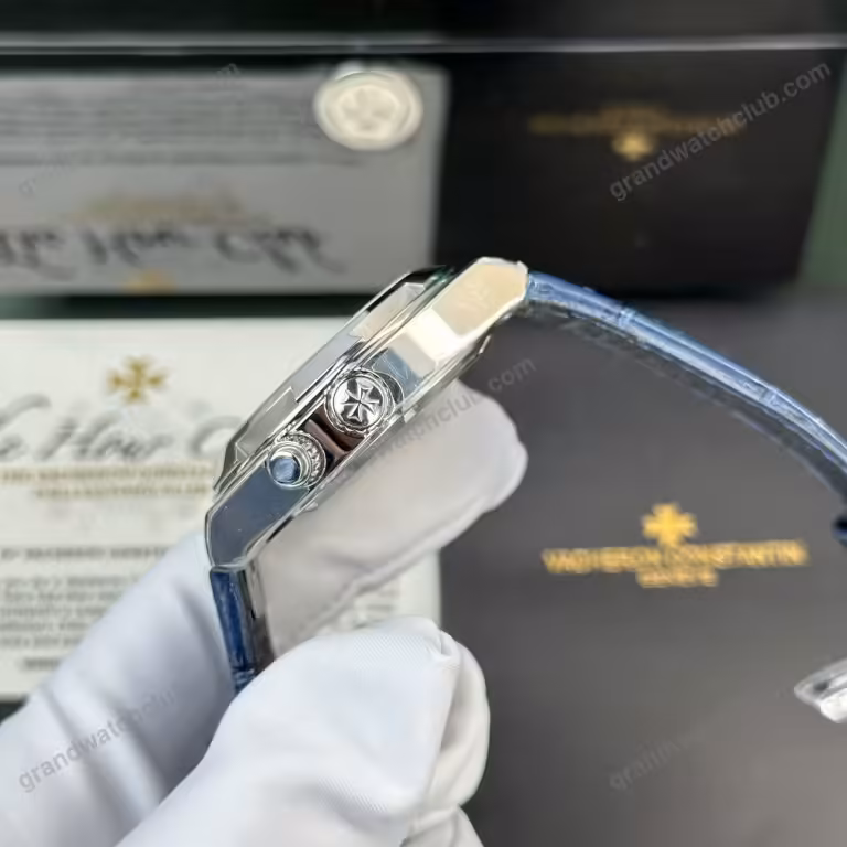Super Clone Vacheron Constantin Overseas Dual Time 7900V 41mm Blue Dial