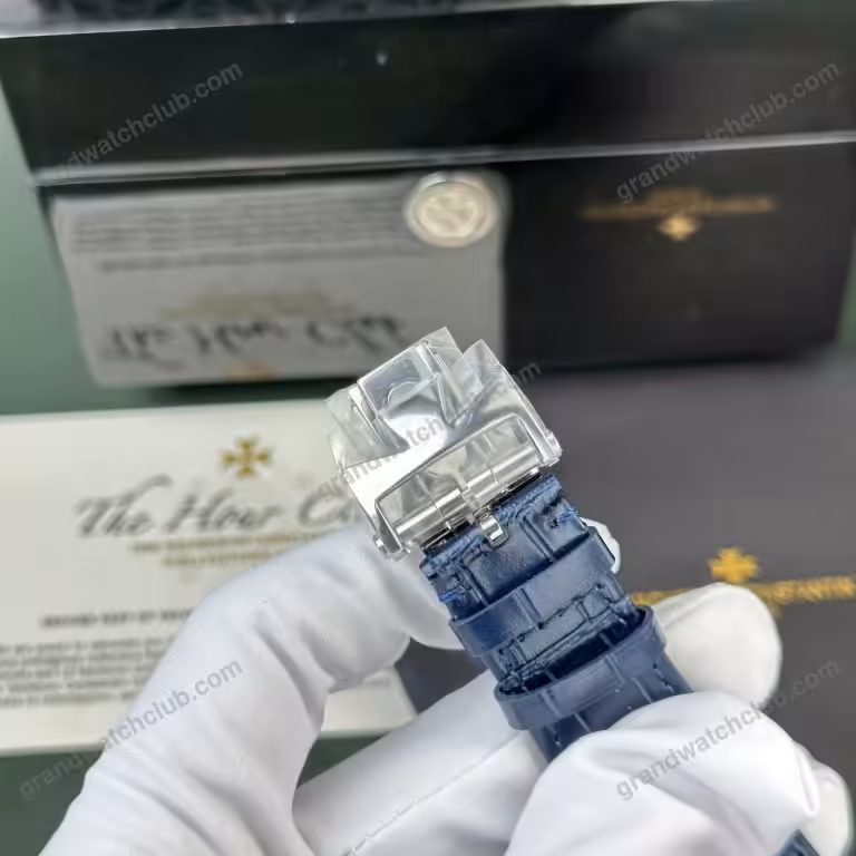 Super Clone Vacheron Constantin Overseas Dual Time 7900V 41mm Blue Dial