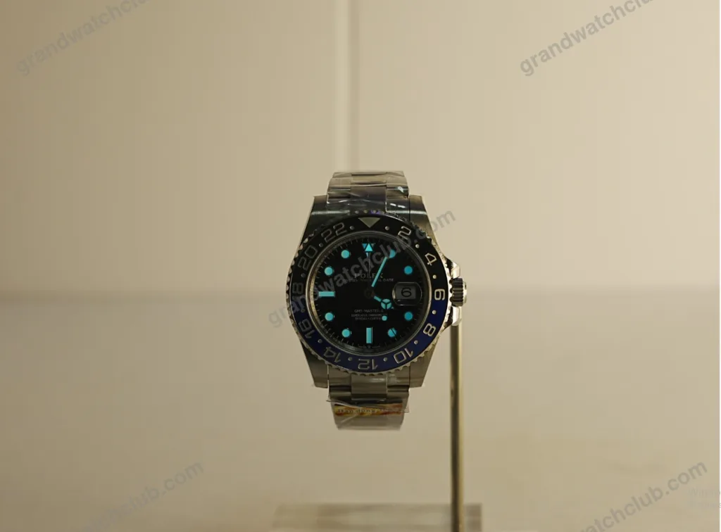 Super Clone Rolex GMT-Master II 126710BLNR “Batman” — case and bezel