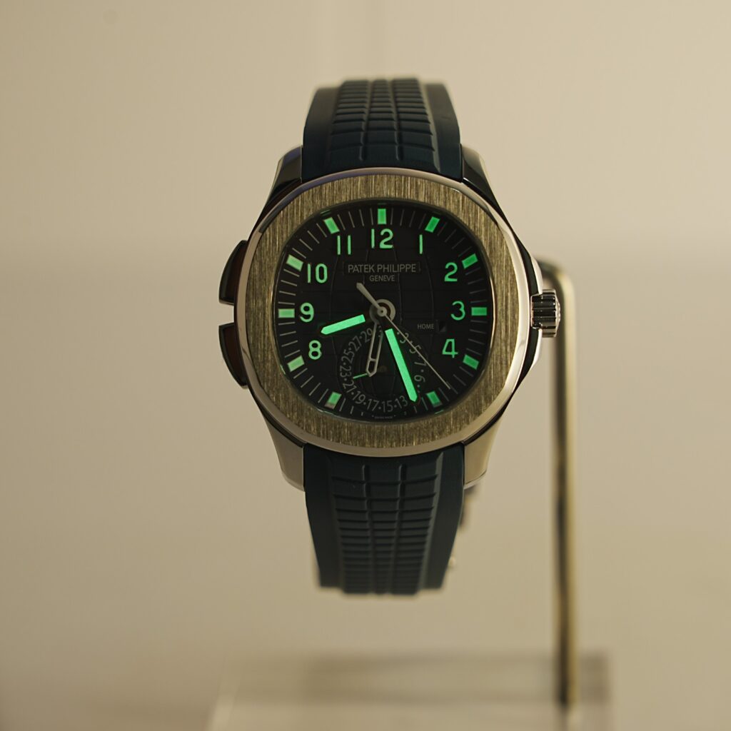 Super Clone Patek Philippe Aquanaut 40mm Rubber Strap Steel 5164G - view 17