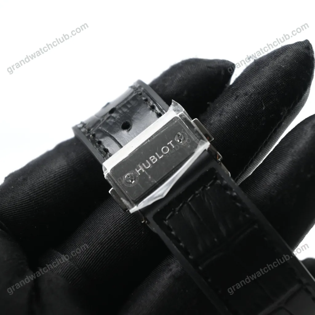 Super Clone Hublot Classic Fusion 542.NX.1171.LR 42mm Black Dial – Swiss SuperClone