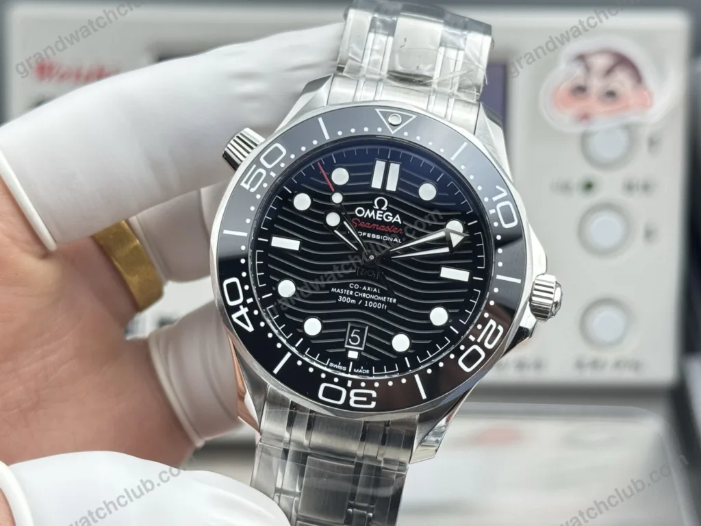 Super Clone Omega Seamaster Diver 300M Co‑Axial Master Chronometer 210.30.42.20.01.001 42mm Black Dial – Swiss SuperClone