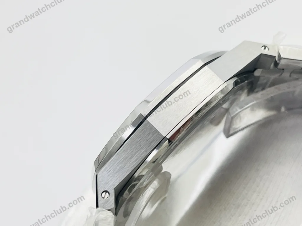Super Clone Audemars Piguet Royal Oak 15500ST.OO.1220ST.02 41mm Grey Dial – Swiss SuperClone