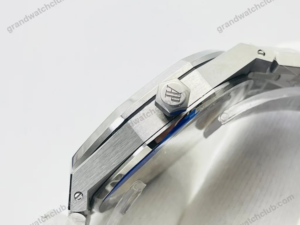 Super Clone Audemars Piguet Royal Oak 15500ST.OO.1220ST.02 41mm Grey Dial – Swiss SuperClone