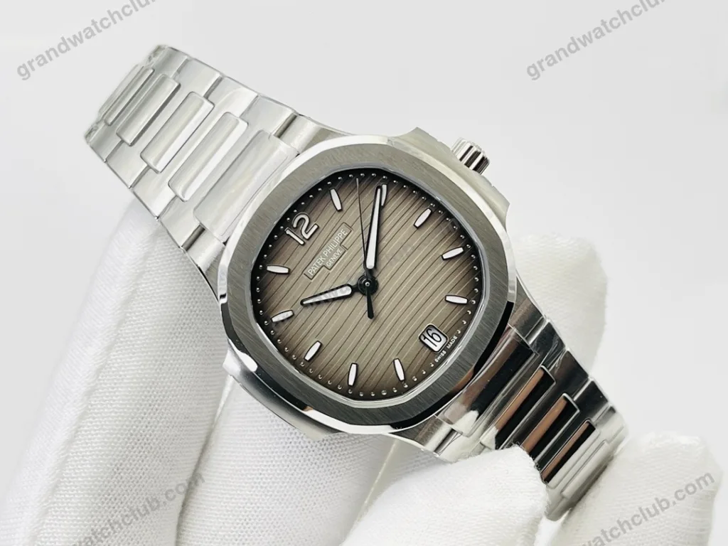 Super Clone Patek Philippe Nautilus 7118/1A-011 35.2mm Gray Dial Steel – Swiss SuperClone
