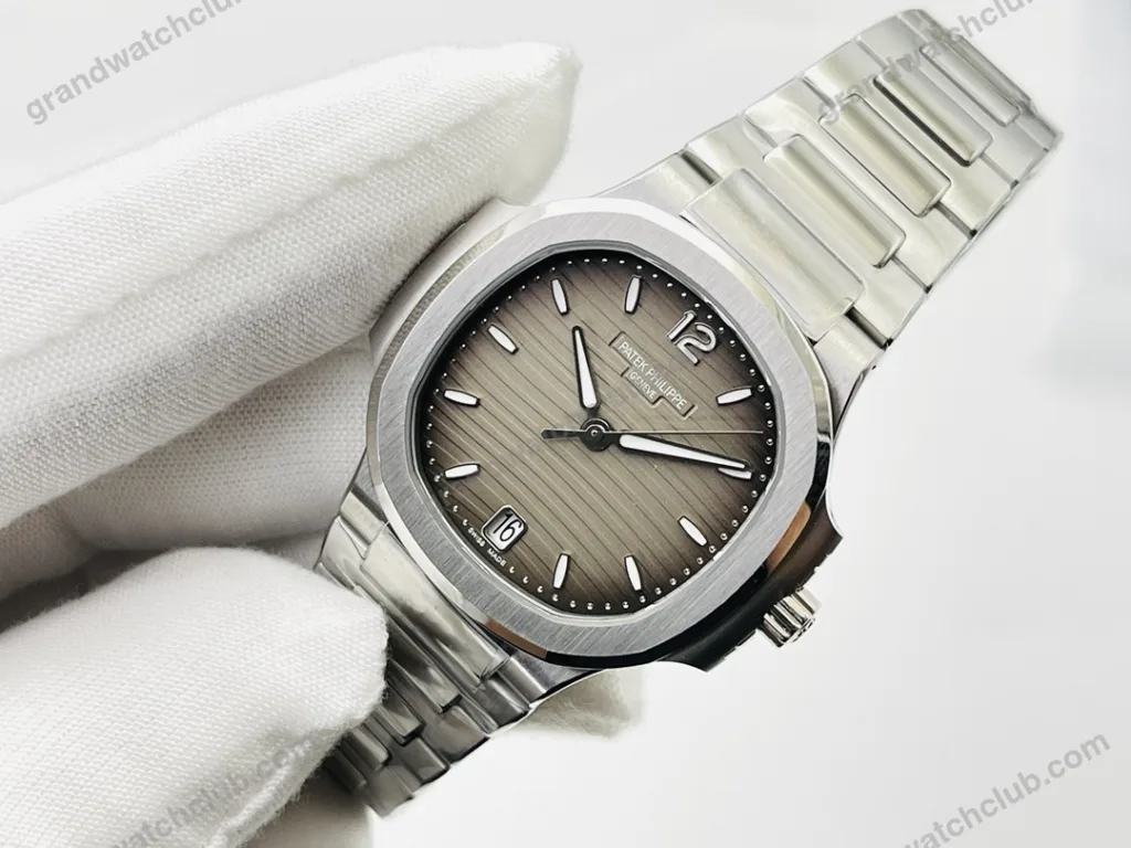 Super Clone Patek Philippe Nautilus 7118/1A-011 35.2mm Gray Dial Steel – Swiss SuperClone