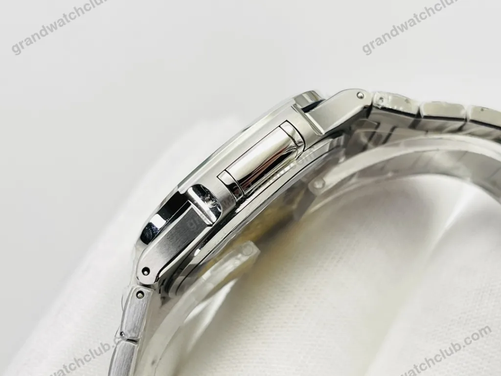 Super Clone Patek Philippe Nautilus 7118/1A-011 35.2mm Gray Dial Steel – Swiss SuperClone