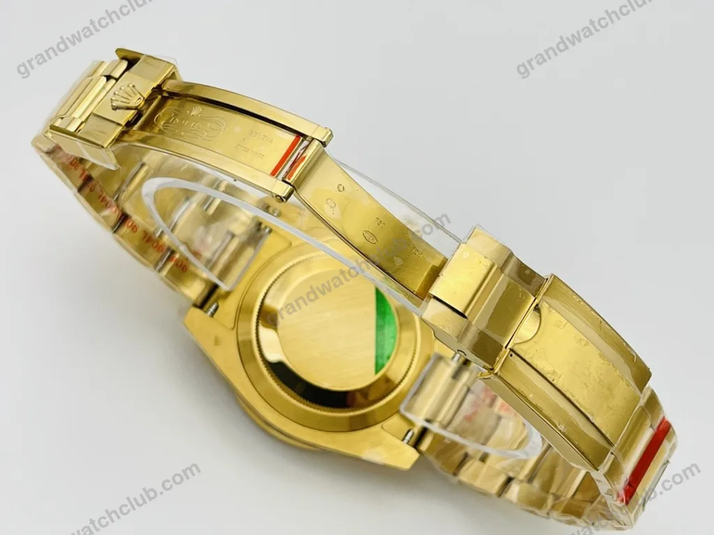 Super Clone Rolex GMT-Master II Green Dial 116718LN – Swiss SuperClone