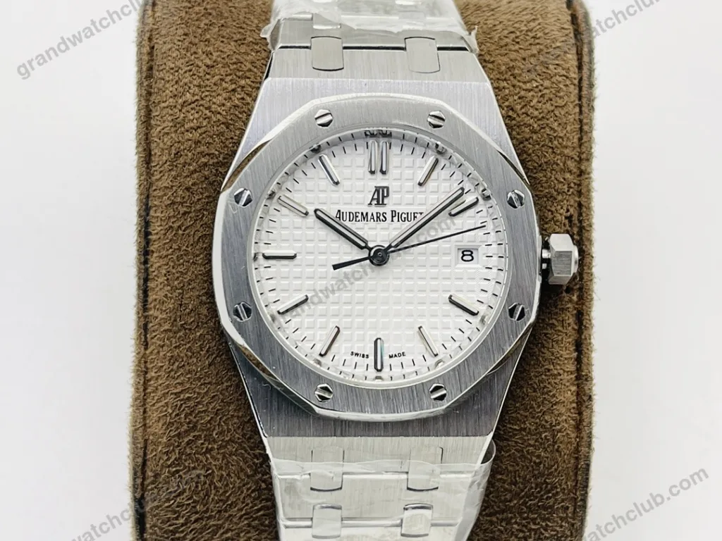 Super Clone Audemars Piguet Royal Oak 37mm 15450ST.OO White Dial Steel – Swiss SuperClone