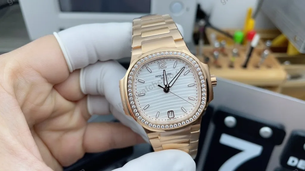 Super Clone Patek Philippe Nautilus 7118/1R-011 32.5mm White Dial Rose Gold – Swiss SuperClone