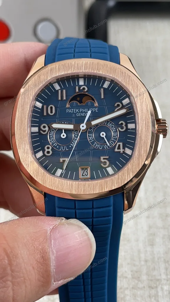 Super Clone Patek Philippe Aquanaut 5261R Moonphase Blue Rose 40mm – Swiss SuperClone