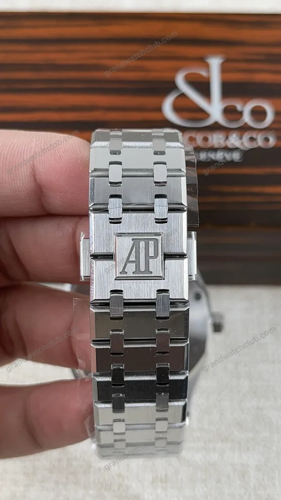 Super Clone Audemars Piguet Royal Oak 15407ST.OO 41mm Skeleton Dial Steel V3 Base – Swiss SuperClone