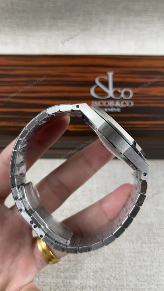 Super Clone Audemars Piguet Royal Oak 15407ST.OO 41mm Skeleton Dial Steel V3 Base – Swiss SuperClone