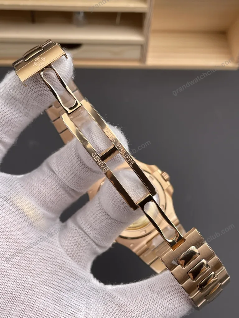 Super Clone Patek Philippe Nautilus 5711/1R-001 40mm Gray Dial Rose Gold V3 Update – Swiss SuperClone