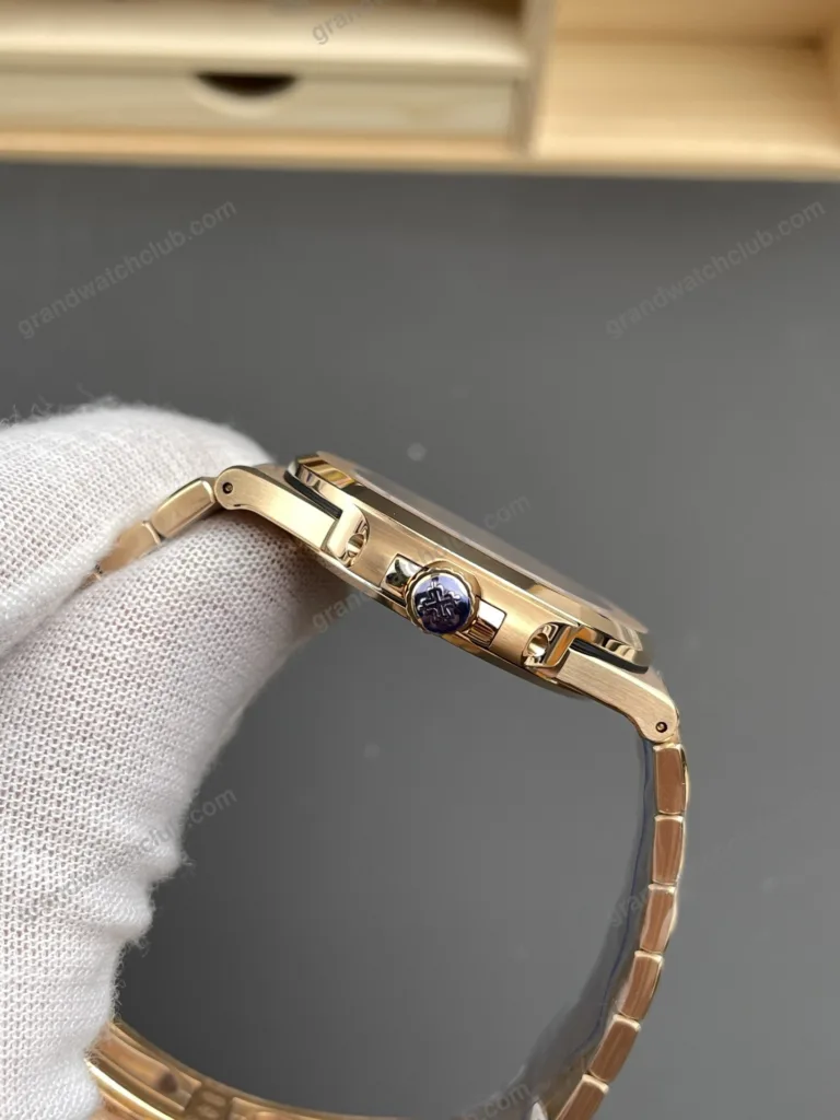 Super Clone Patek Philippe Nautilus 5711/1R-001 40mm Gray Dial Rose Gold V3 Update – Swiss SuperClone