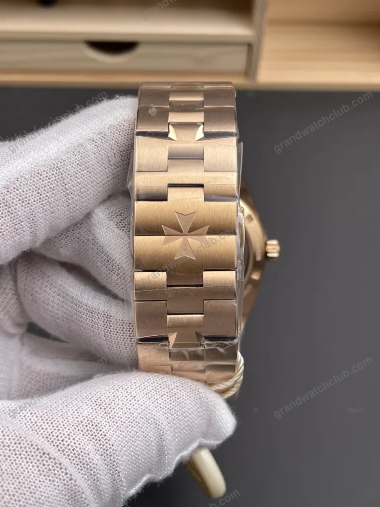 Super Clone Vacheron Constantin Overseas Rose Gold 4500V/110R-B705 41mm Blue Dial