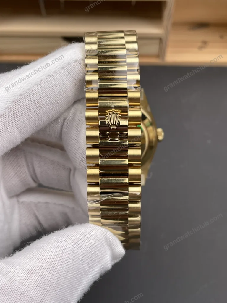 Super Clone Rolex Day-Date White Dial 128238-0113 36 mm – Swiss SuperClone