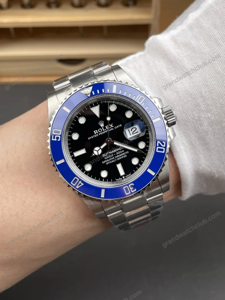Super Clone Rolex Submariner “Cookie Monster” Black Dial 126619LB – Swiss SuperClone