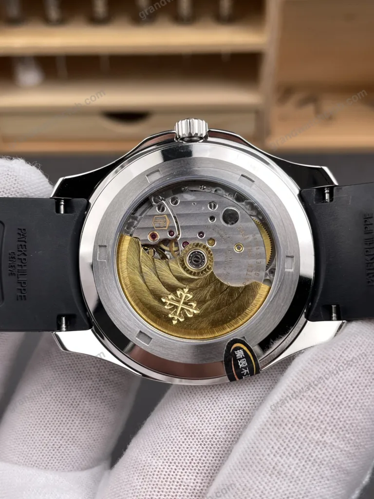 Super Clone Patek Philippe Aquanaut 40mm Rubber Strap Steel – Swiss SuperClone 5167A