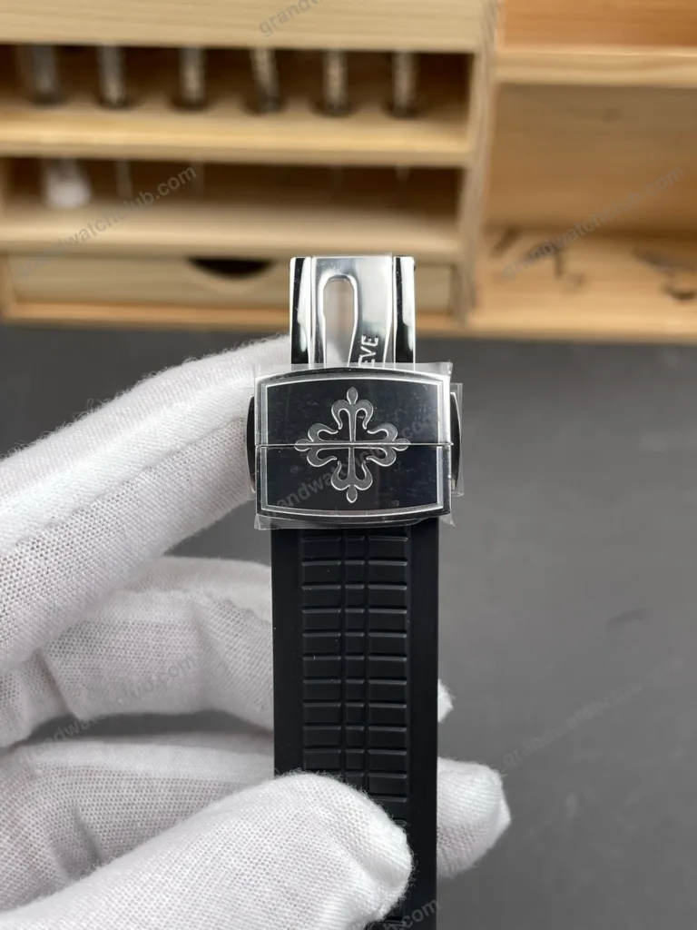 Super Clone Patek Philippe Aquanaut 40mm Rubber Strap Steel – Swiss SuperClone 5167A