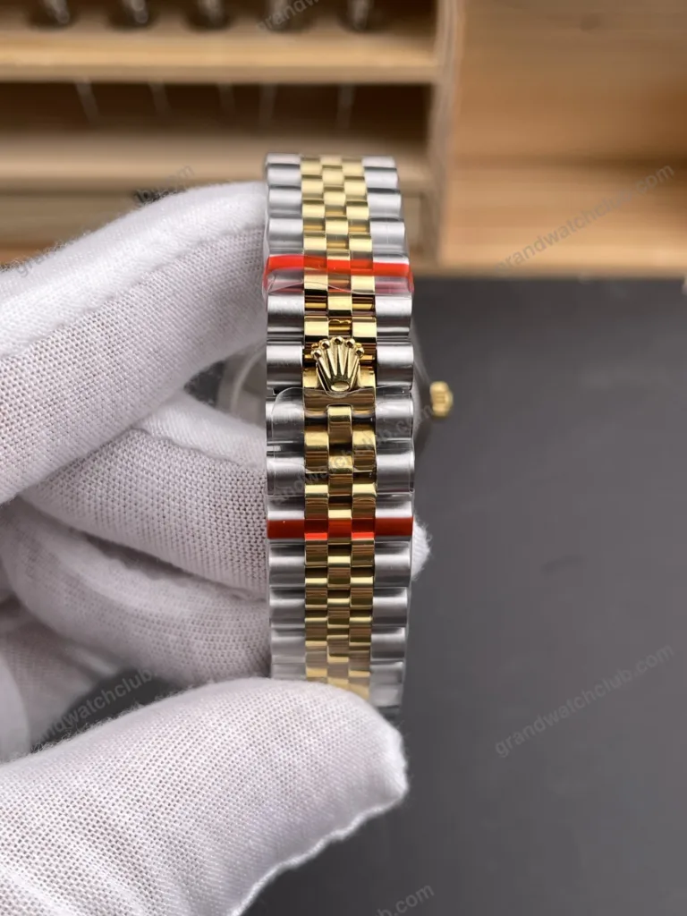 Super Clone Rolex Datejust Mother of Pearl Diamond Dial 126283RBR-0009 36 mm – Swiss SuperClone