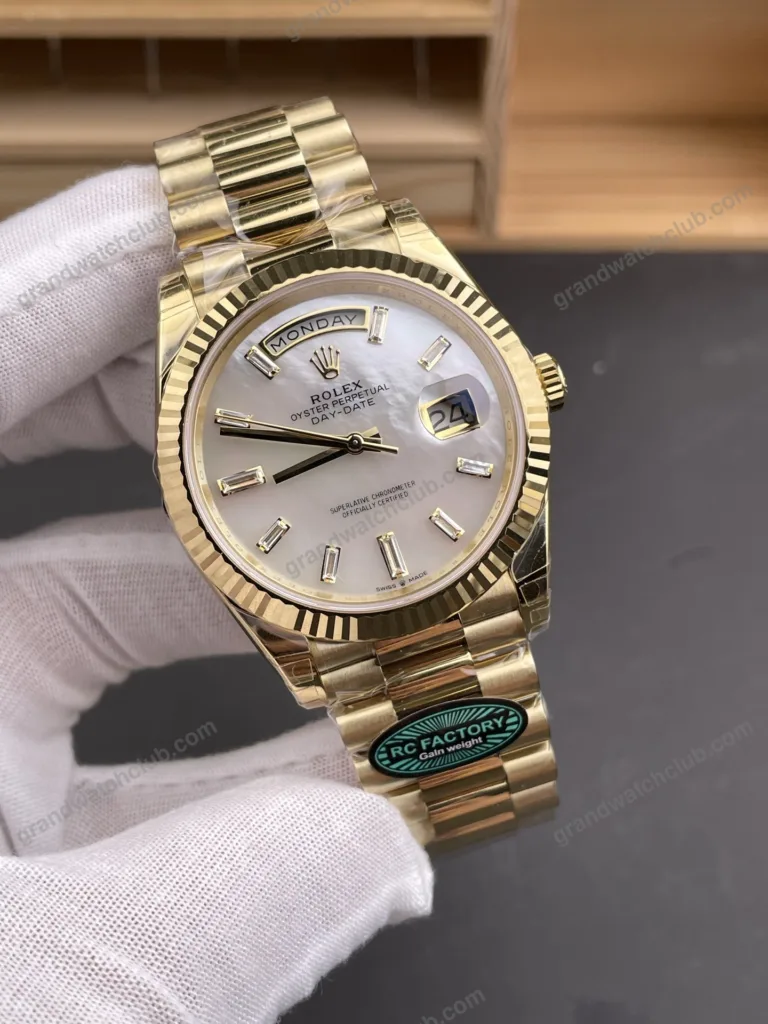 Super Clone Rolex Day-Date Silver Dial 228238 40 mm – Swiss SuperClone