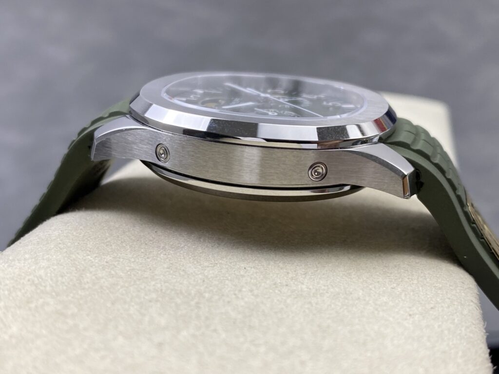 Super Clone Patek Philippe Aquanaut 5261A Moonphase Green 40mm — clasp and links