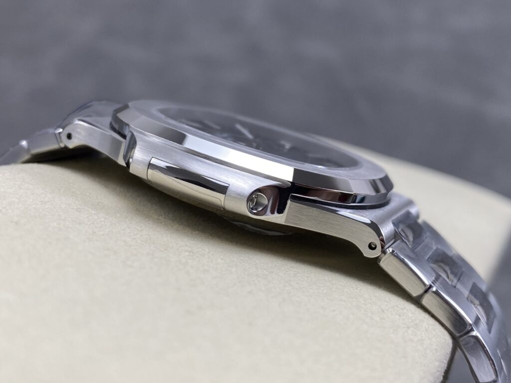 Super Clone Patek Philippe Nautilus 5811/1G-001 40mm “MODIFY” Blue Dial Steel – Swiss SuperClone