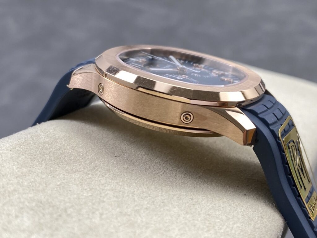 Super Clone Patek Philippe Aquanaut 5261R Moonphase Blue Rose 40mm – Swiss SuperClone