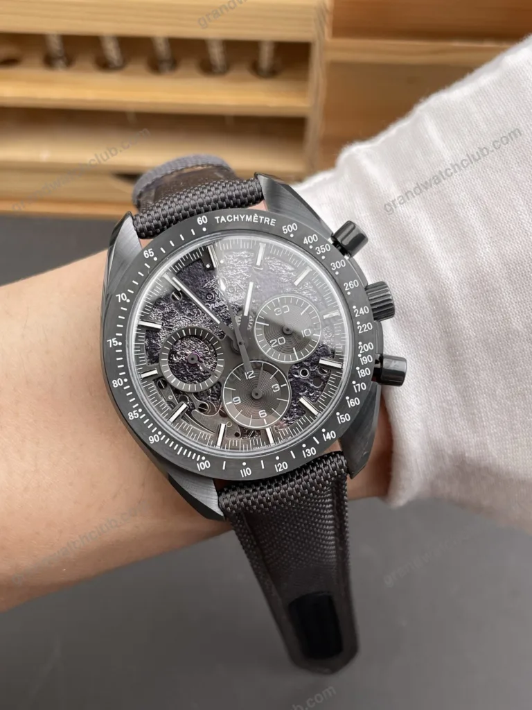 Super Clone Omega Speedmaster 310.92.44.50.06.001 Dark Side of the Moon Watch 44.25mm