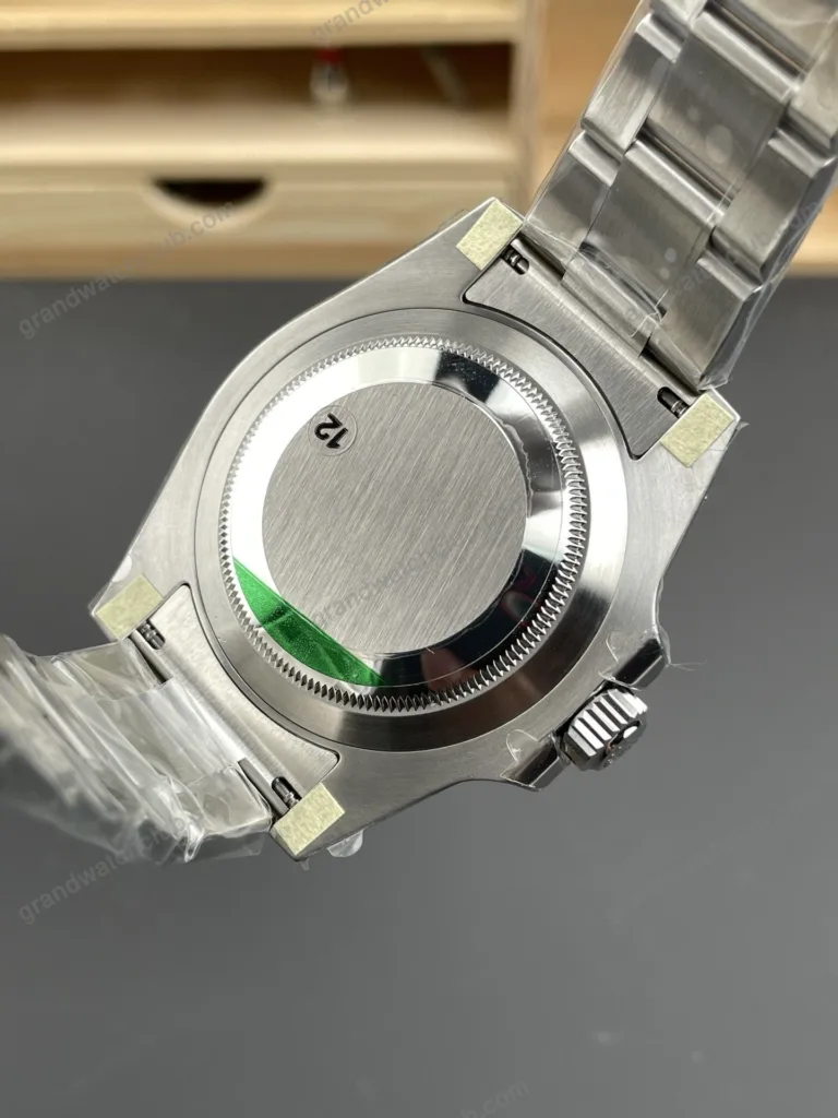 Super Clone Rolex Submariner Green Dial 116610LV “Hulk” – Swiss SuperClone