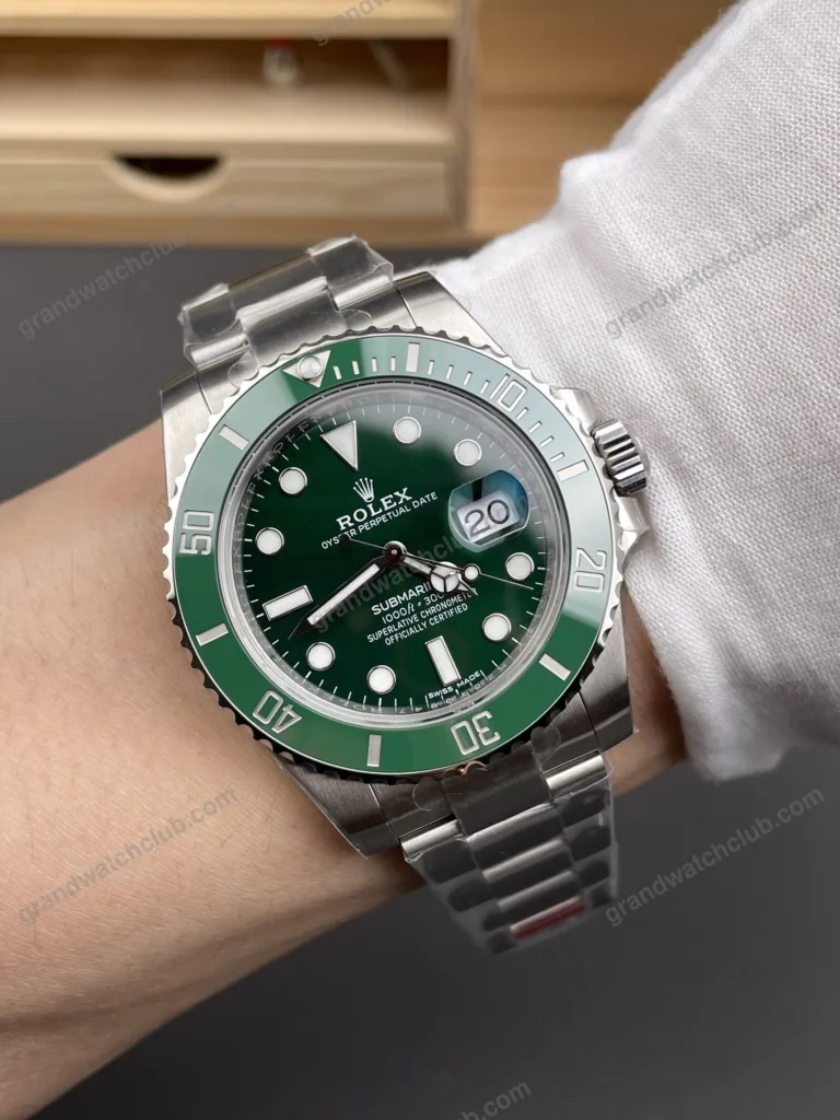 Super Clone Rolex Submariner Green Dial 116610LV “Hulk” – Swiss SuperClone
