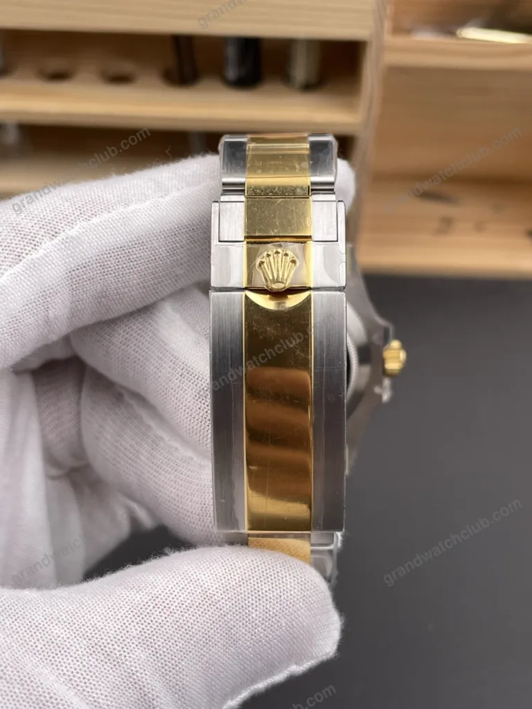 Super Clone Rolex Submariner Blue Dial 116613LB “Bluesy” – Swiss SuperClone