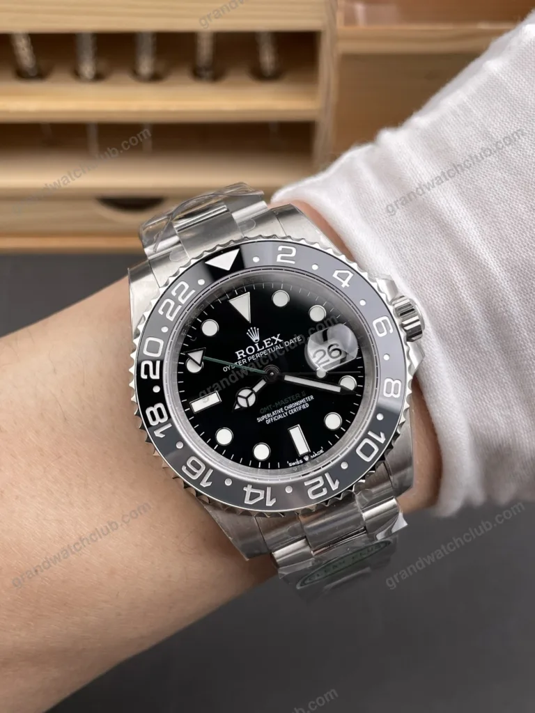 Super Clone Rolex GMT-Master II 126710GRNR “Bruce Wayne” Oyster 2024 – Swiss SuperClone