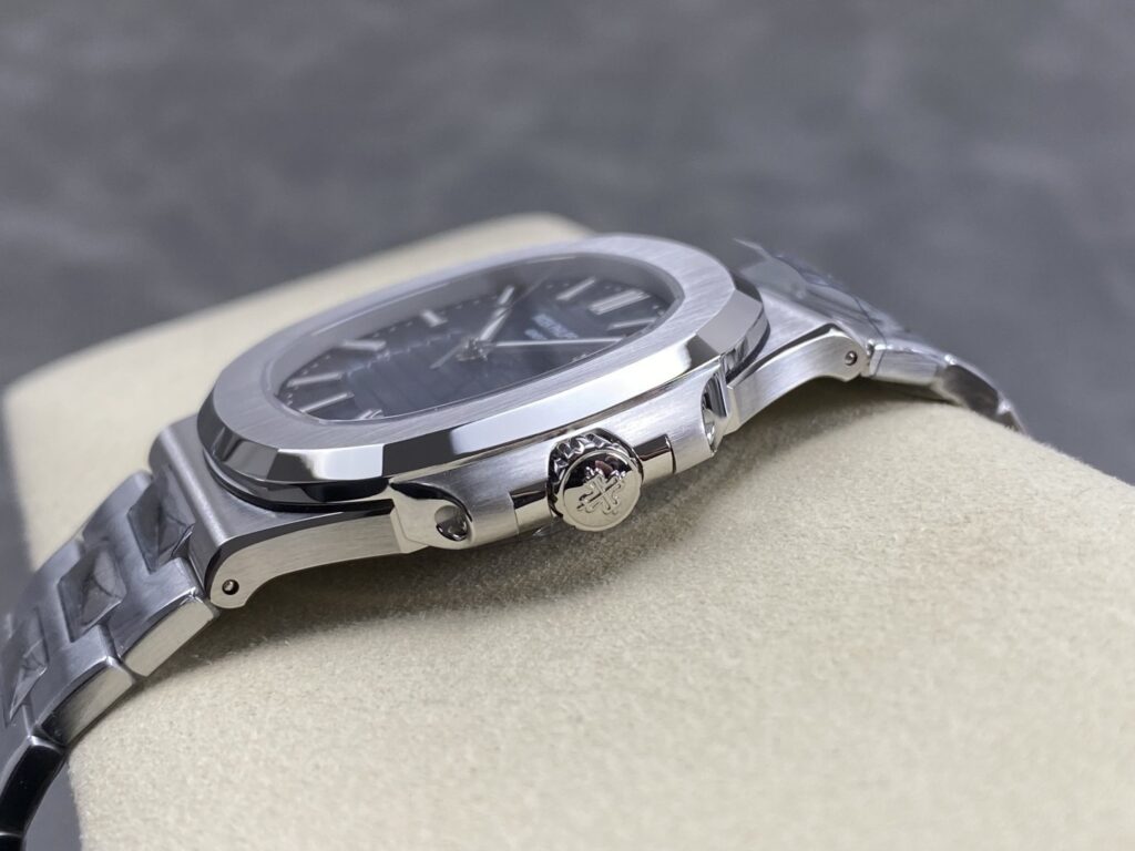 Super Clone Patek Philippe Nautilus 5811/1G-001 40mm “MODIFY” Blue Dial Steel – Swiss SuperClone