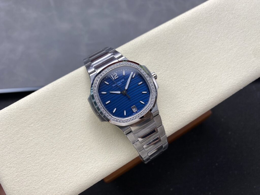 Super Clone Patek Philippe Nautilus 7118/1200A-001 35.2mm Blue Dial Steel – Swiss SuperClone