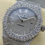 Super Clone Audemars Piguet Royal Oak 15400ST 41mm Full Moissanite Hongkong – Customize Diamod — dial close-up