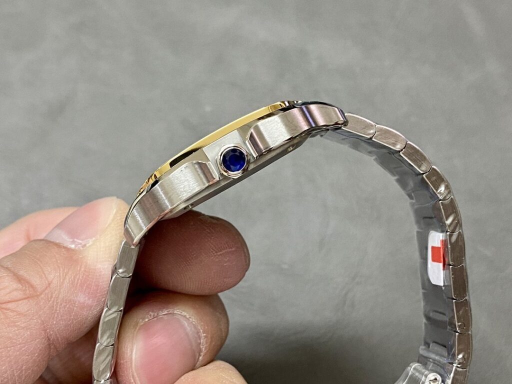 Super Clone Cartier Santos De Cartier Two Tone W2SA0006 35.5mm — case and bezel