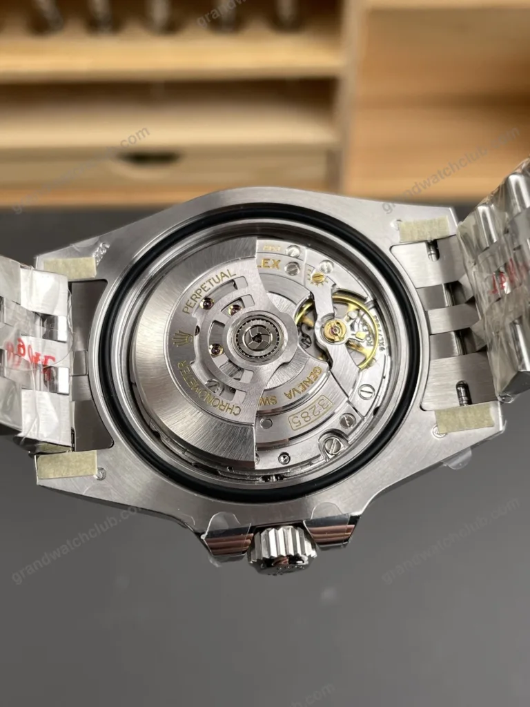Super Clone Rolex GMT-Master II 126729VTNR Jubilee “Absinthe” – Swiss SuperClone