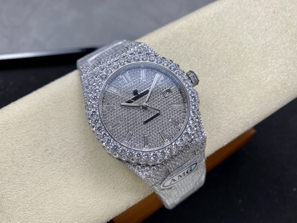 Super Clone Audemars Piguet Royal Oak 15400ST 41mm Full Moissanite Hongkong – Customize Diamod — clasp and links