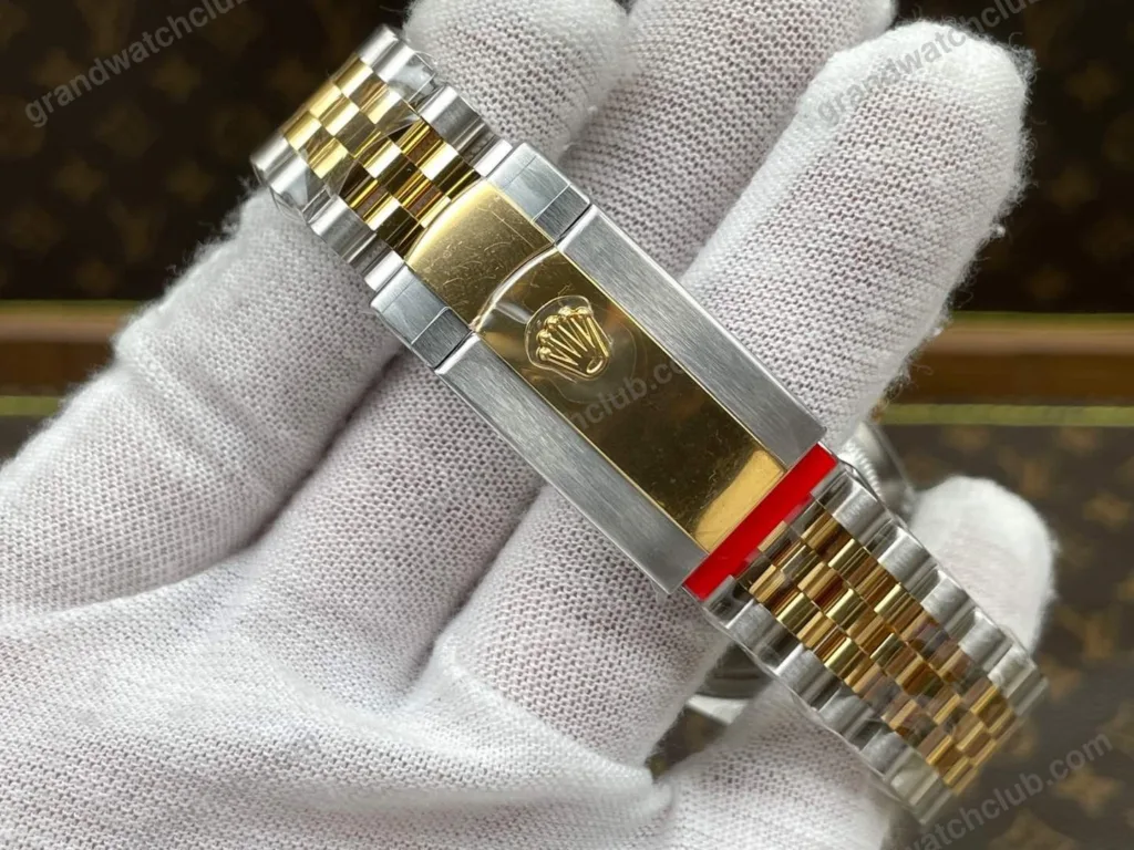 Super Clone Rolex Datejust Champagne Diamond Dial 126333-0012 41 mm – Swiss SuperClone