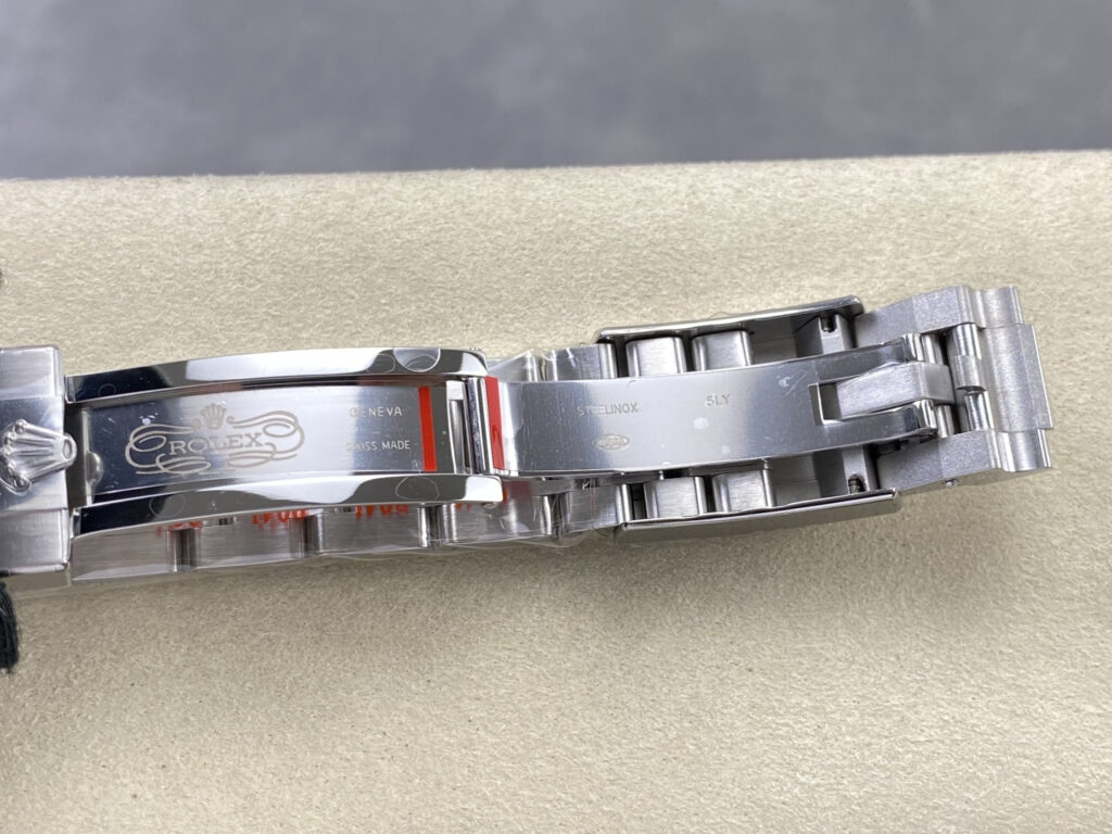 Super Clone Rolex Cosmograph Daytona Rolesium Enamel Dial (2026) Super Clone — on leather display