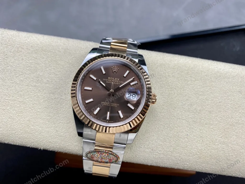 Super Clone Rolex Datejust Chocolate Dial 126231 Oyster 36 mm — case and bezel