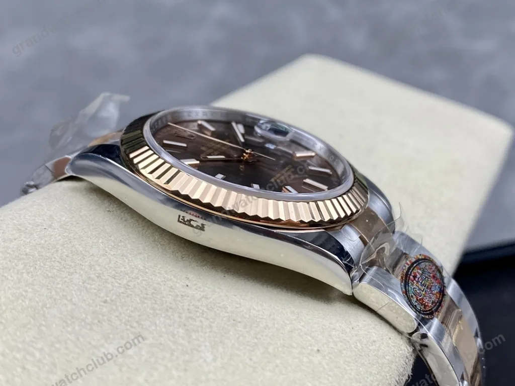 Super Clone Rolex Datejust Chocolate Dial 126231 Oyster 36 mm — side profile