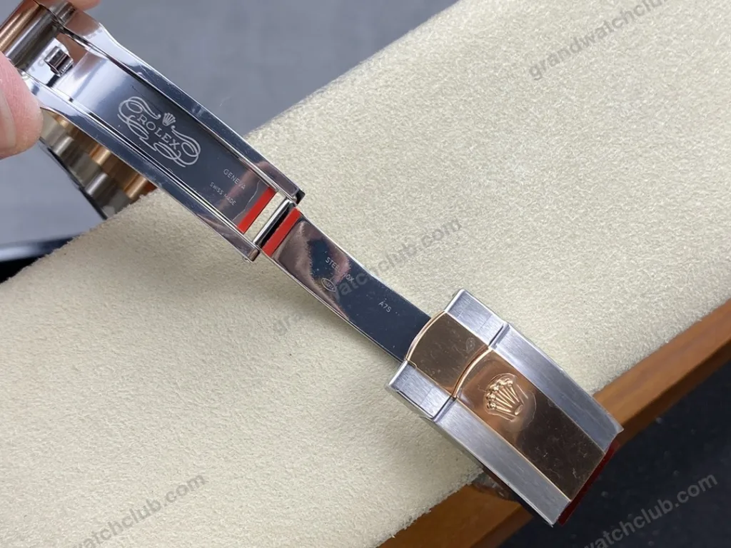 Super Clone Rolex Datejust Chocolate Dial 126231 Oyster 36 mm — movement / caseback view
