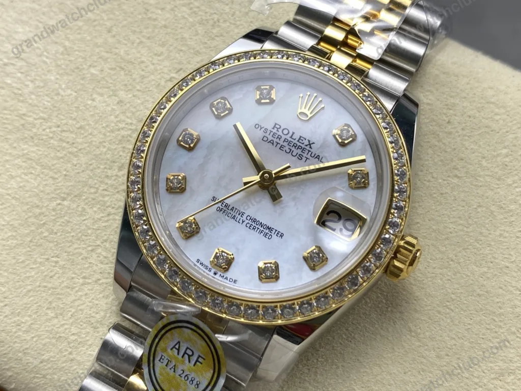 Super Clone Rolex Datejust Mother of Pearl Diamond Dial 126283RBR-0009 36 mm — bracelet detail
